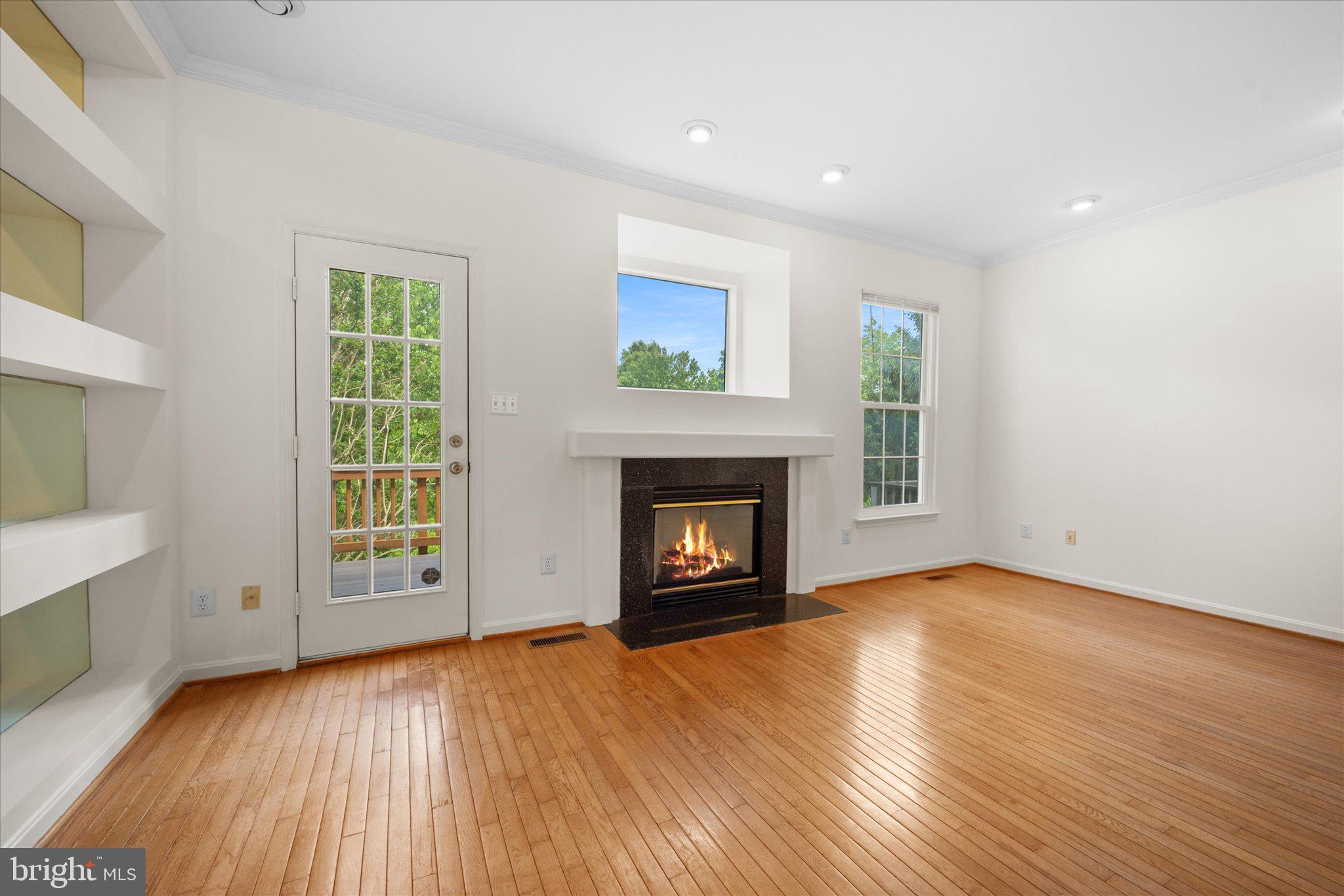 CENTRE RIDGE - Residential Lease