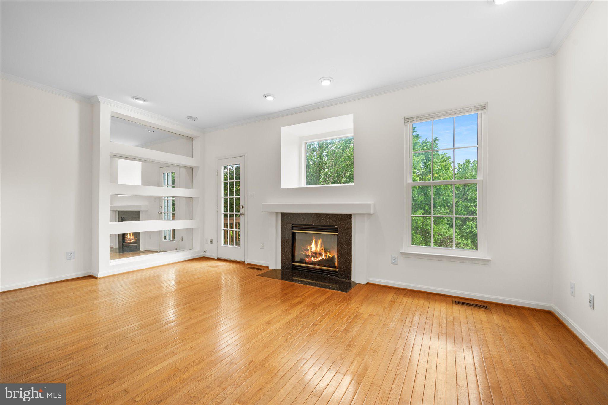 CENTRE RIDGE - Residential Lease