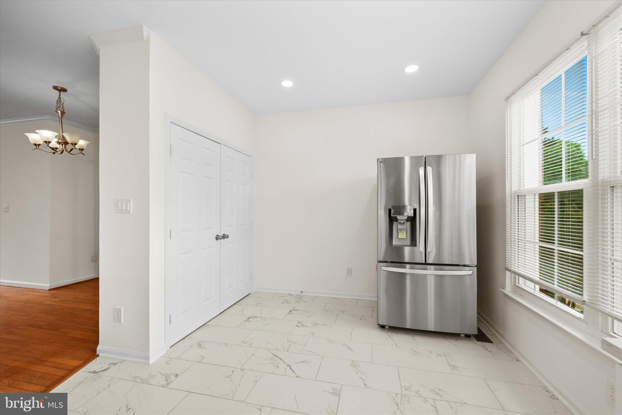 CENTRE RIDGE - Residential Lease