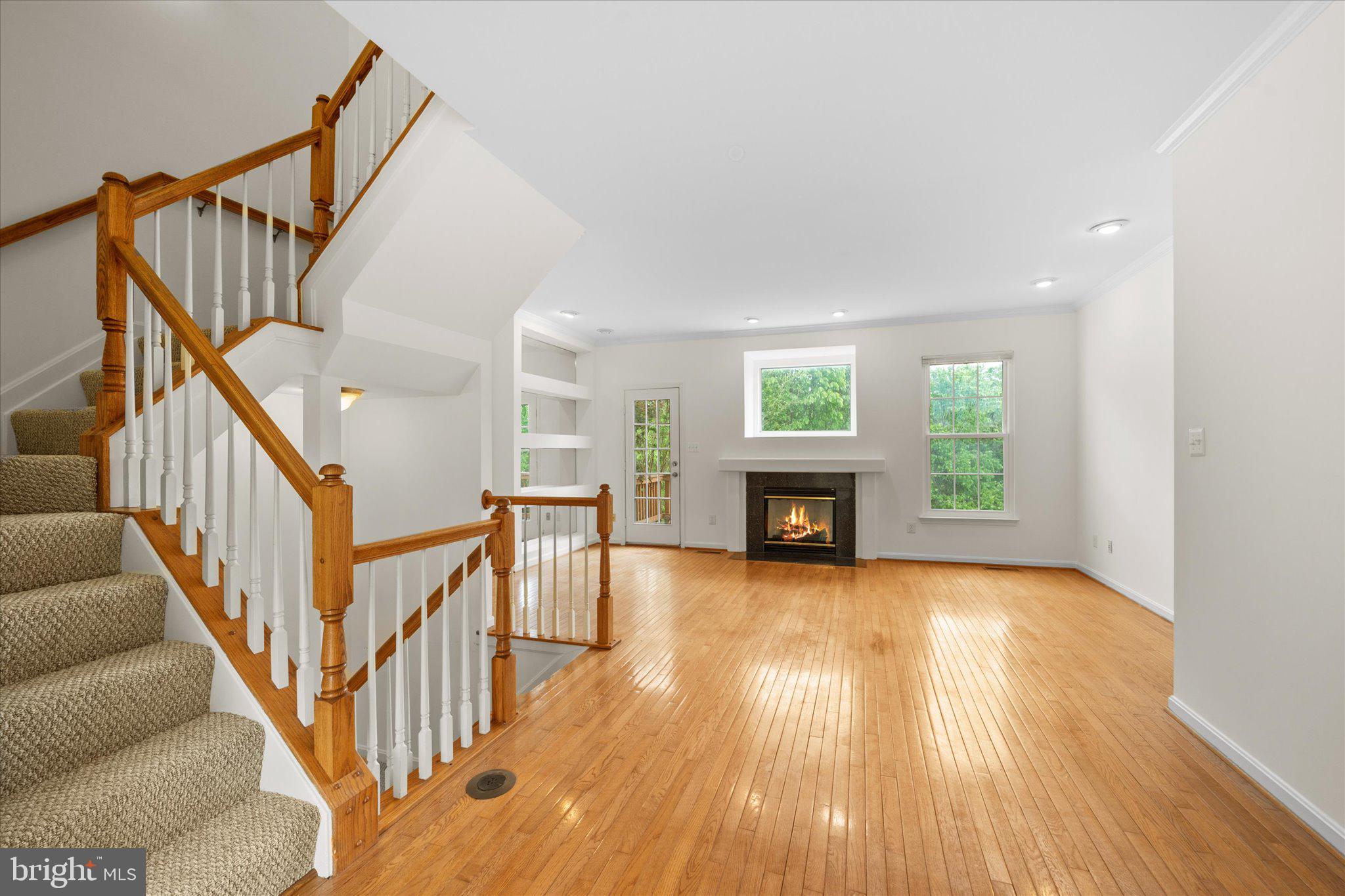 CENTRE RIDGE - Residential Lease