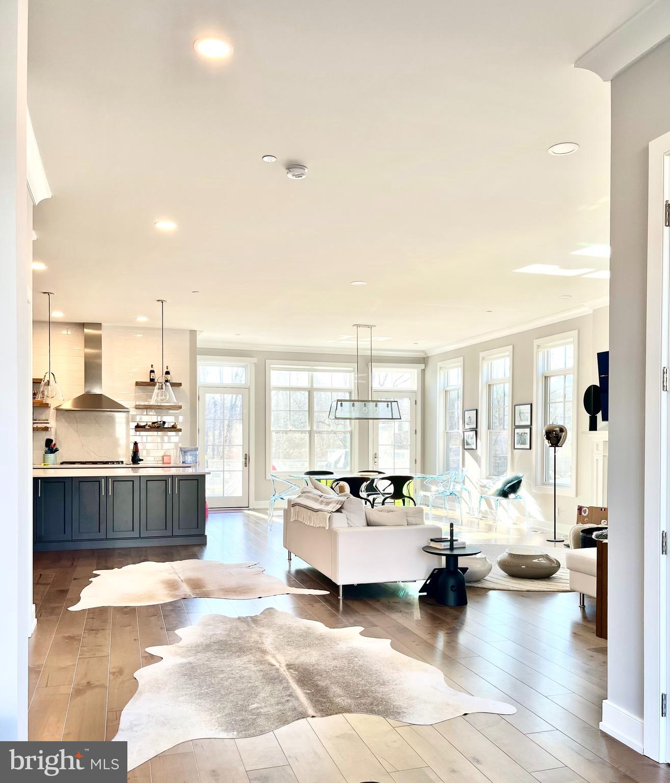 RABBIT RUN CREEK - Residential