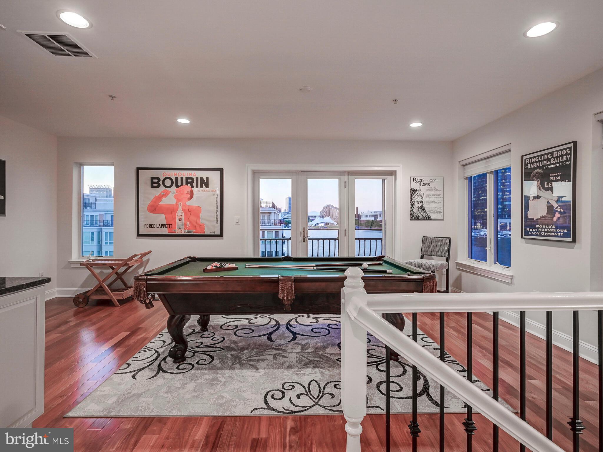 HARBORVIEW - Residential