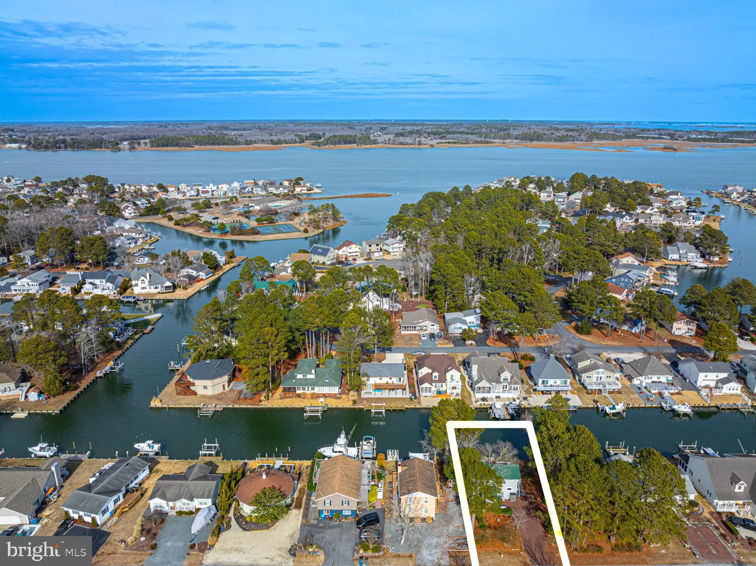 Berlin, Maryland 21811, United States, 3 Bedrooms Bedrooms, ,2 BathroomsBathrooms,Residential,Contingent,11314