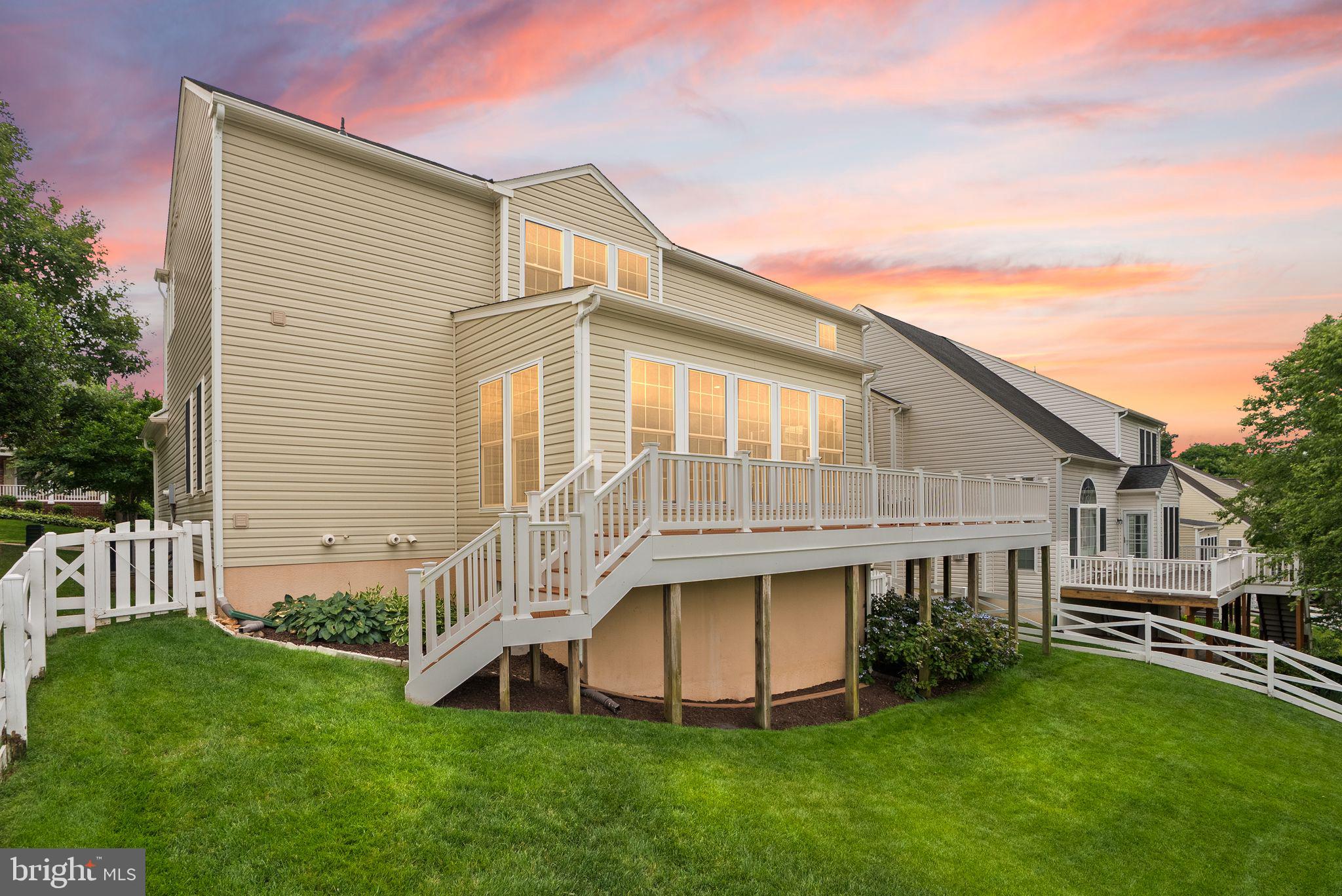 8166 DOUGLAS FIR DRIVE