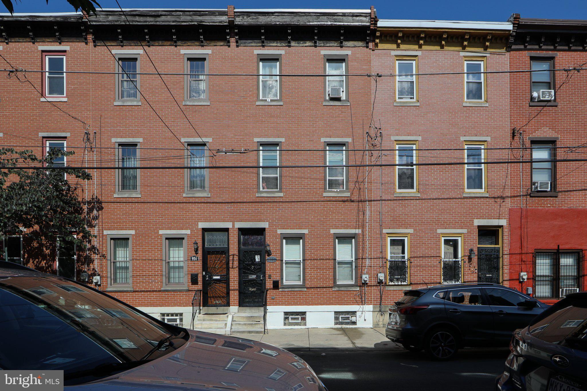 922 S 18TH STREET