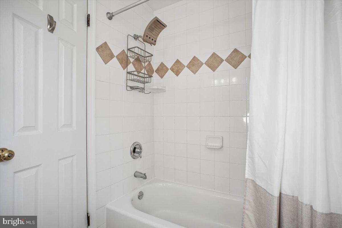 FOXWOOD - Residential