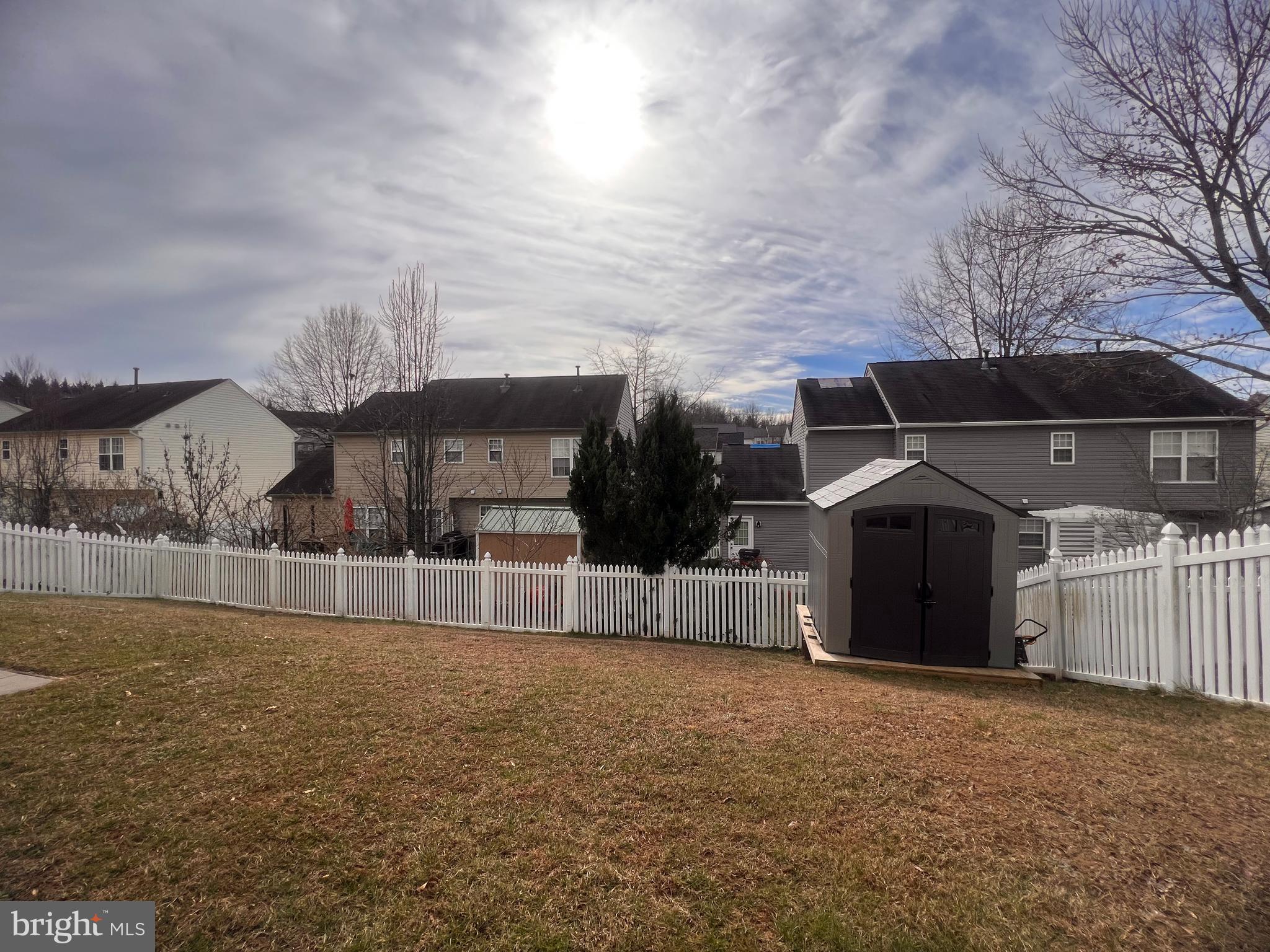 WAYSIDE VILLAGE - Residential