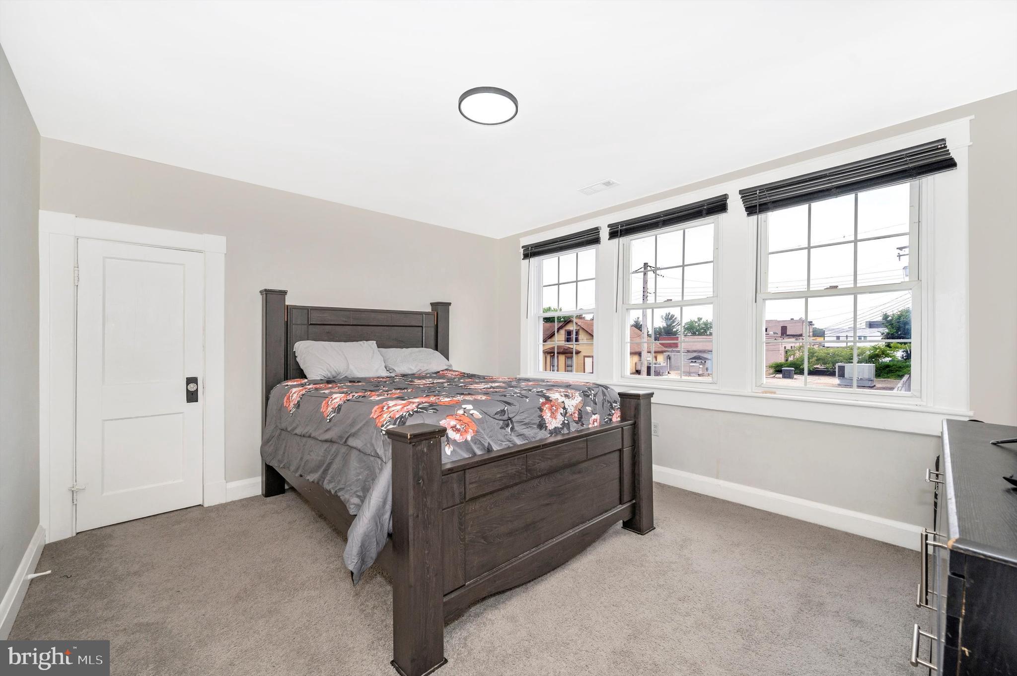 PARKVILLE - Residential