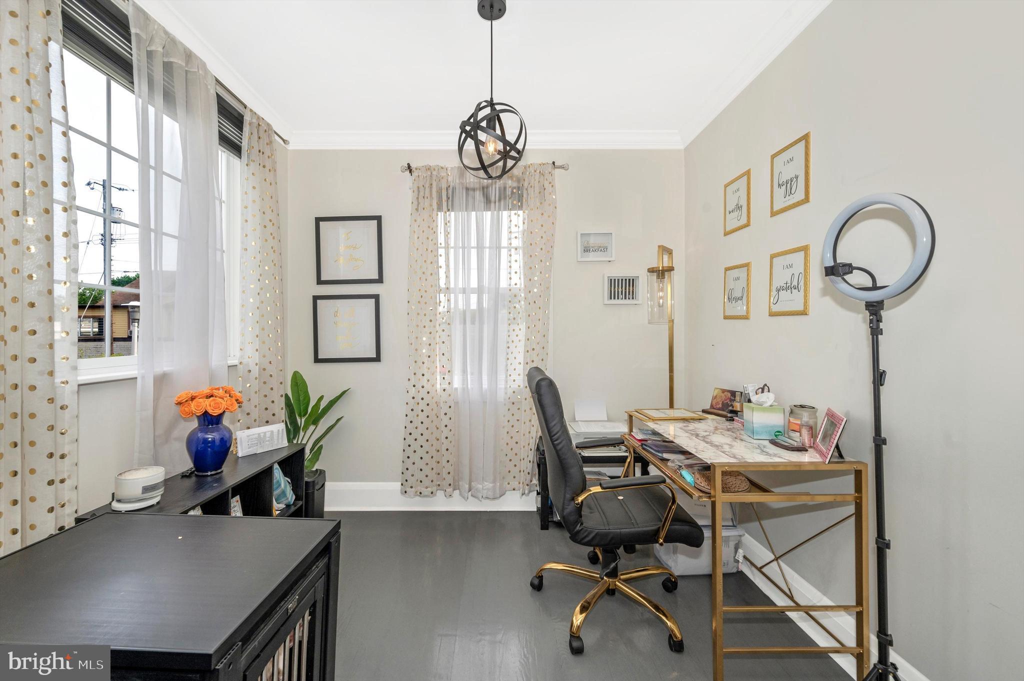 PARKVILLE - Residential