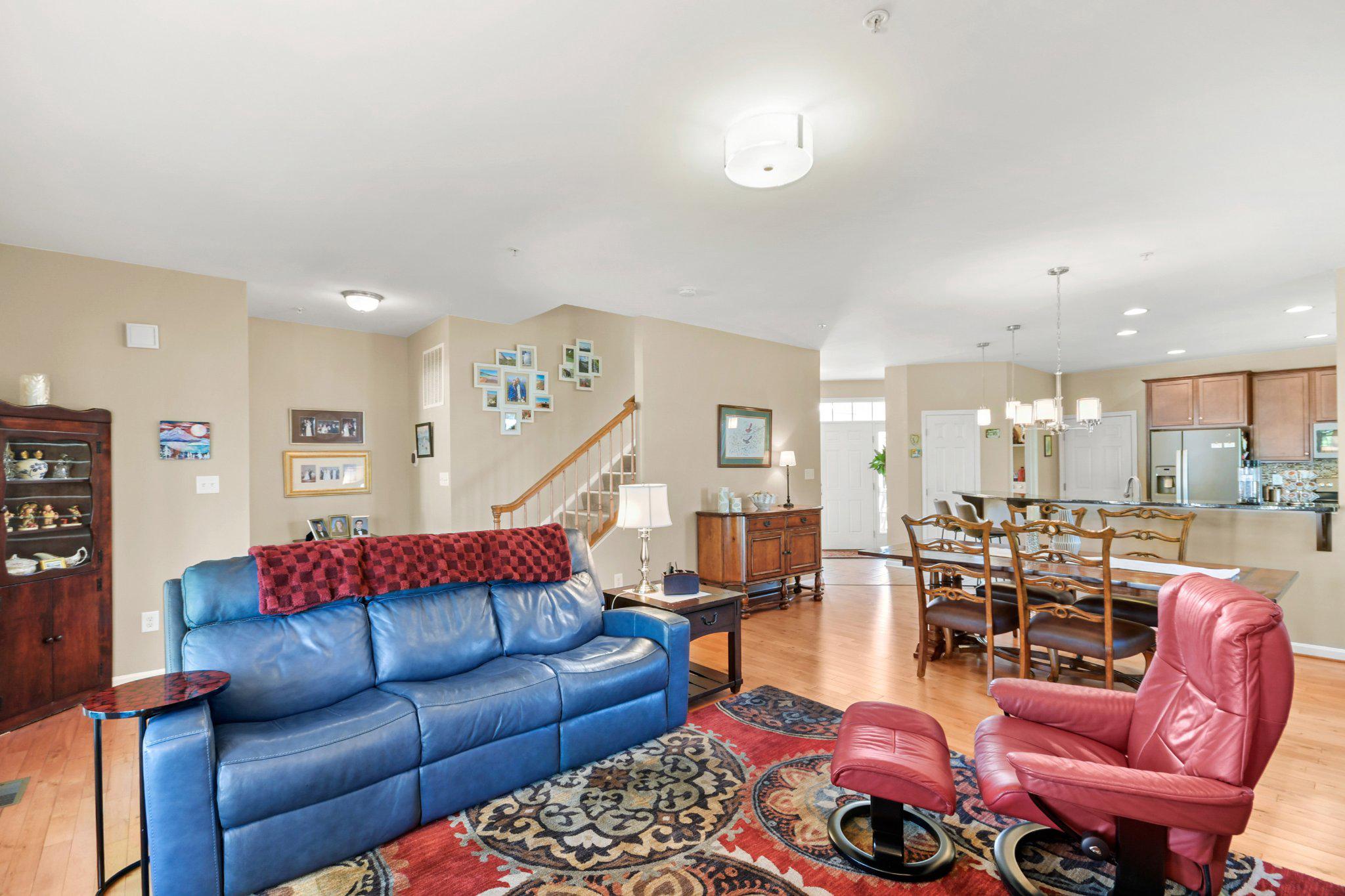 FOXFIELD AT MIDDLETOWN - Residential