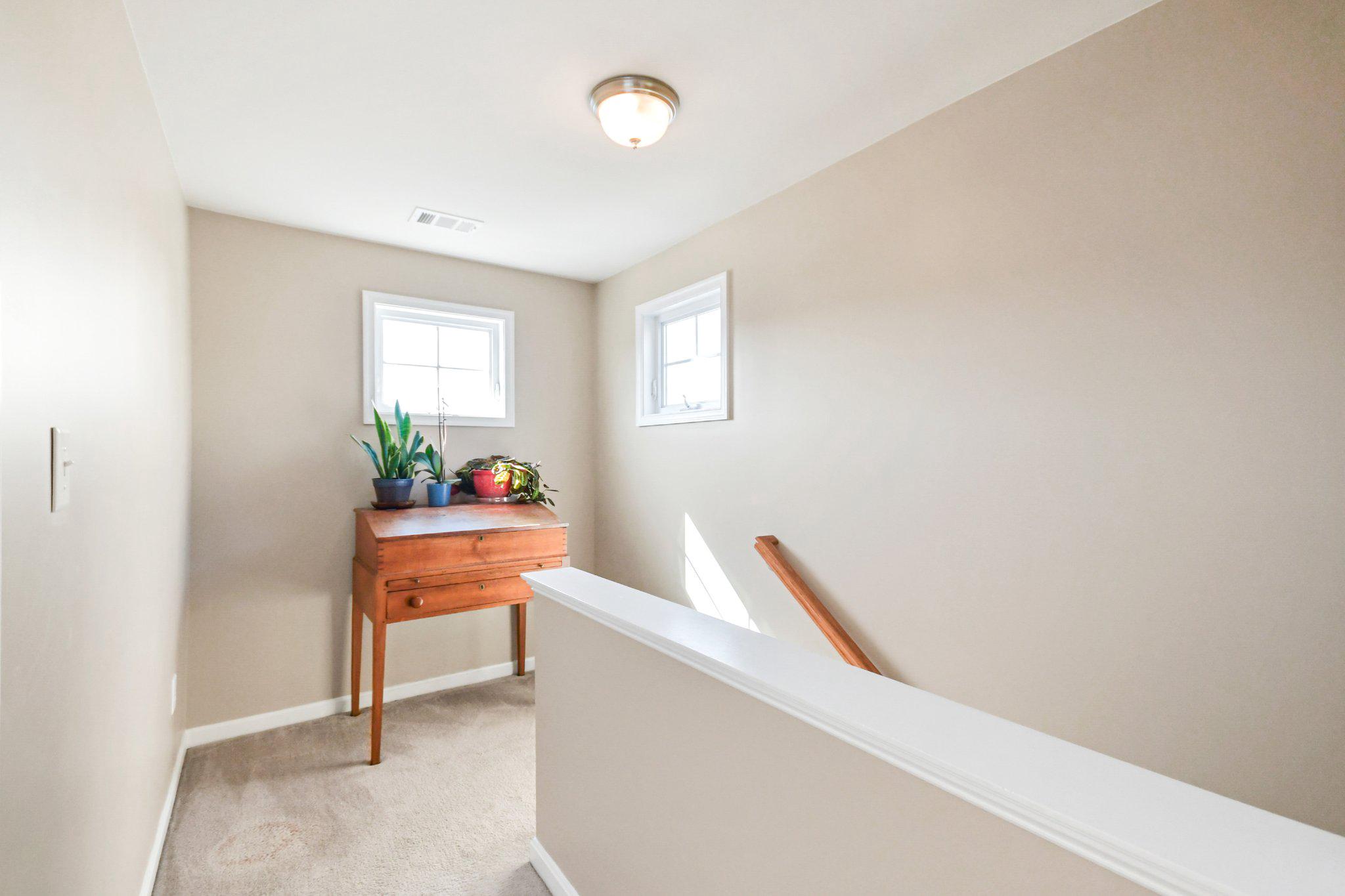 FOXFIELD AT MIDDLETOWN - Residential