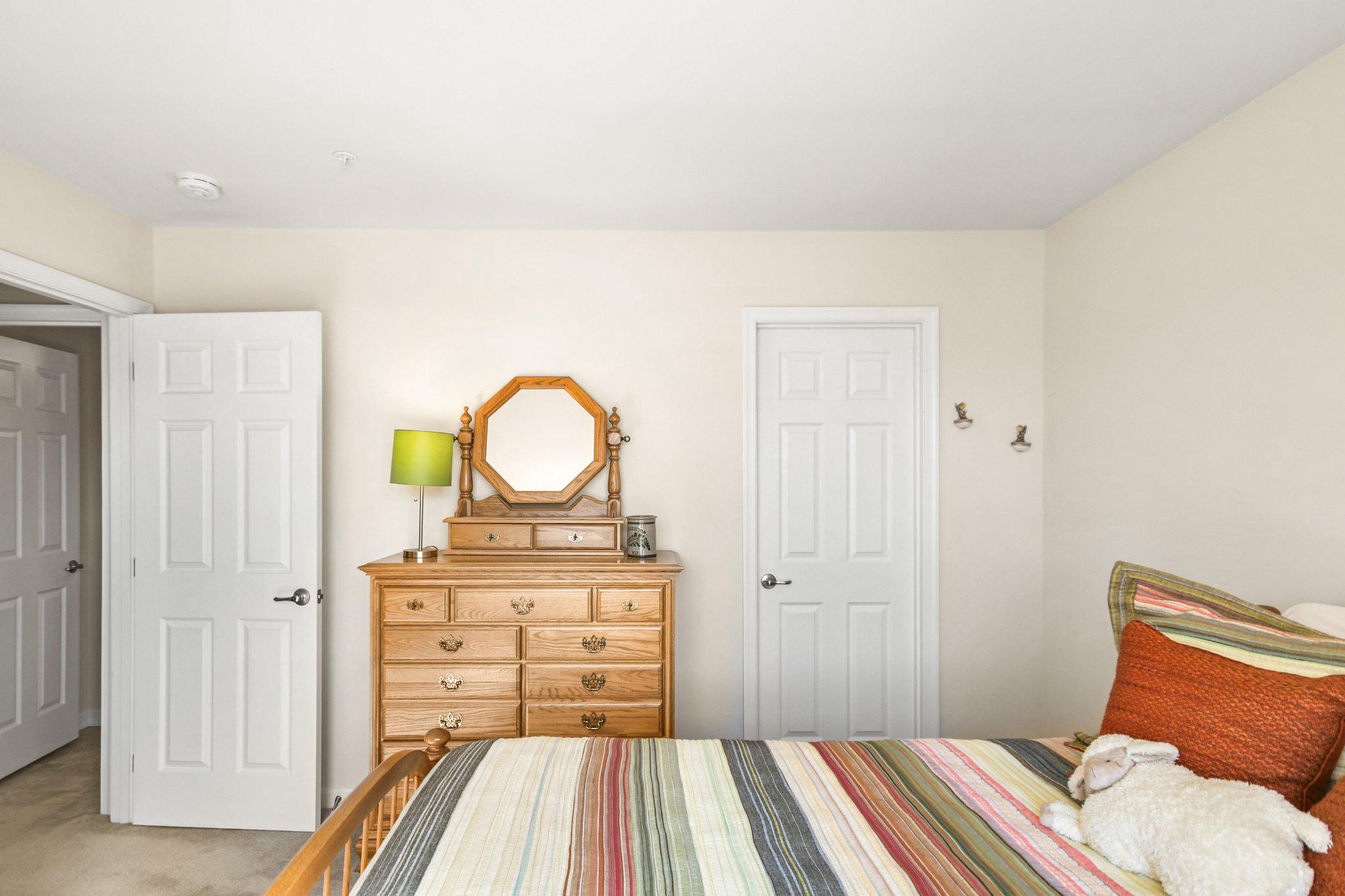 FOXFIELD AT MIDDLETOWN - Residential