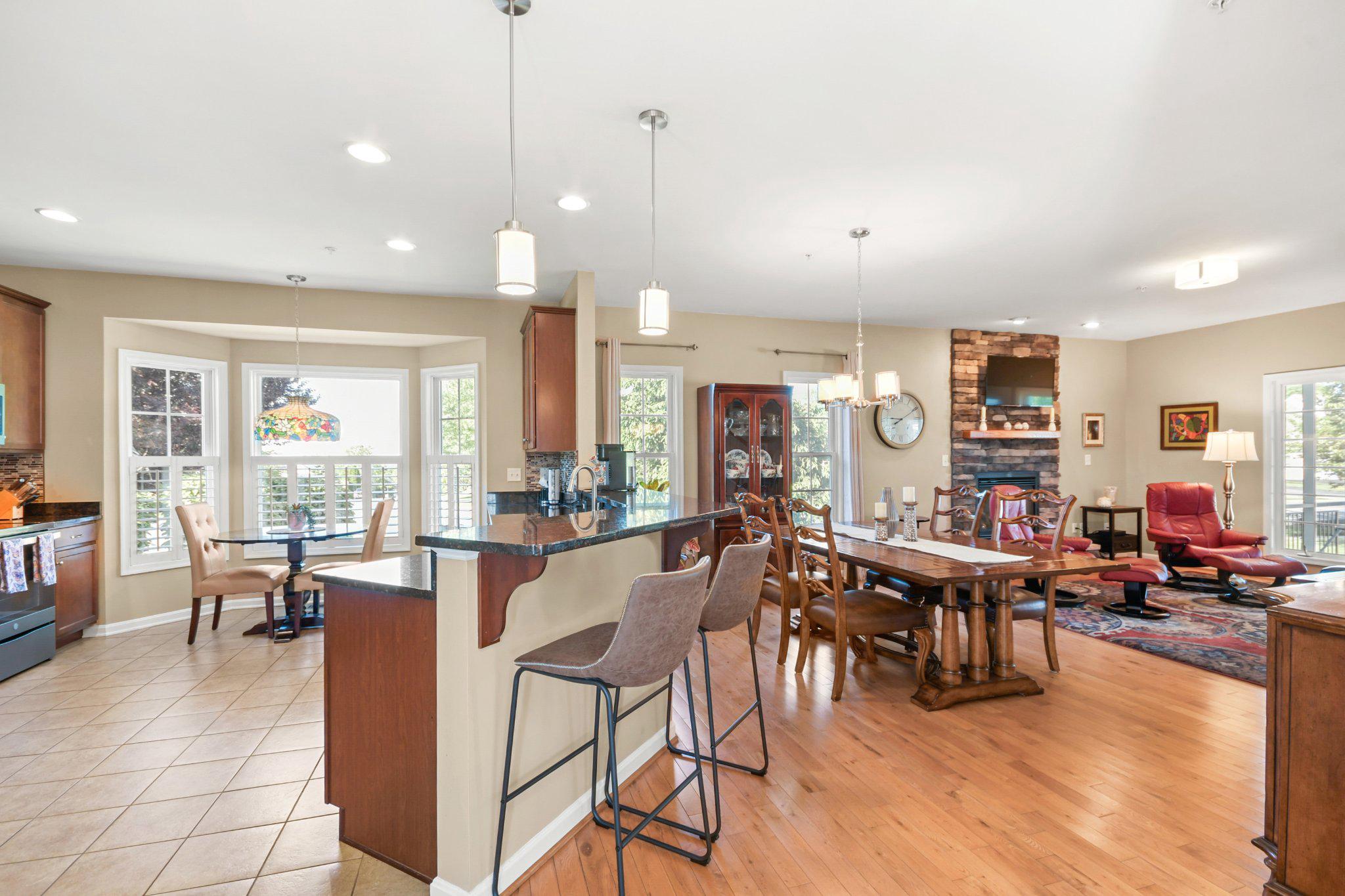 FOXFIELD AT MIDDLETOWN - Residential