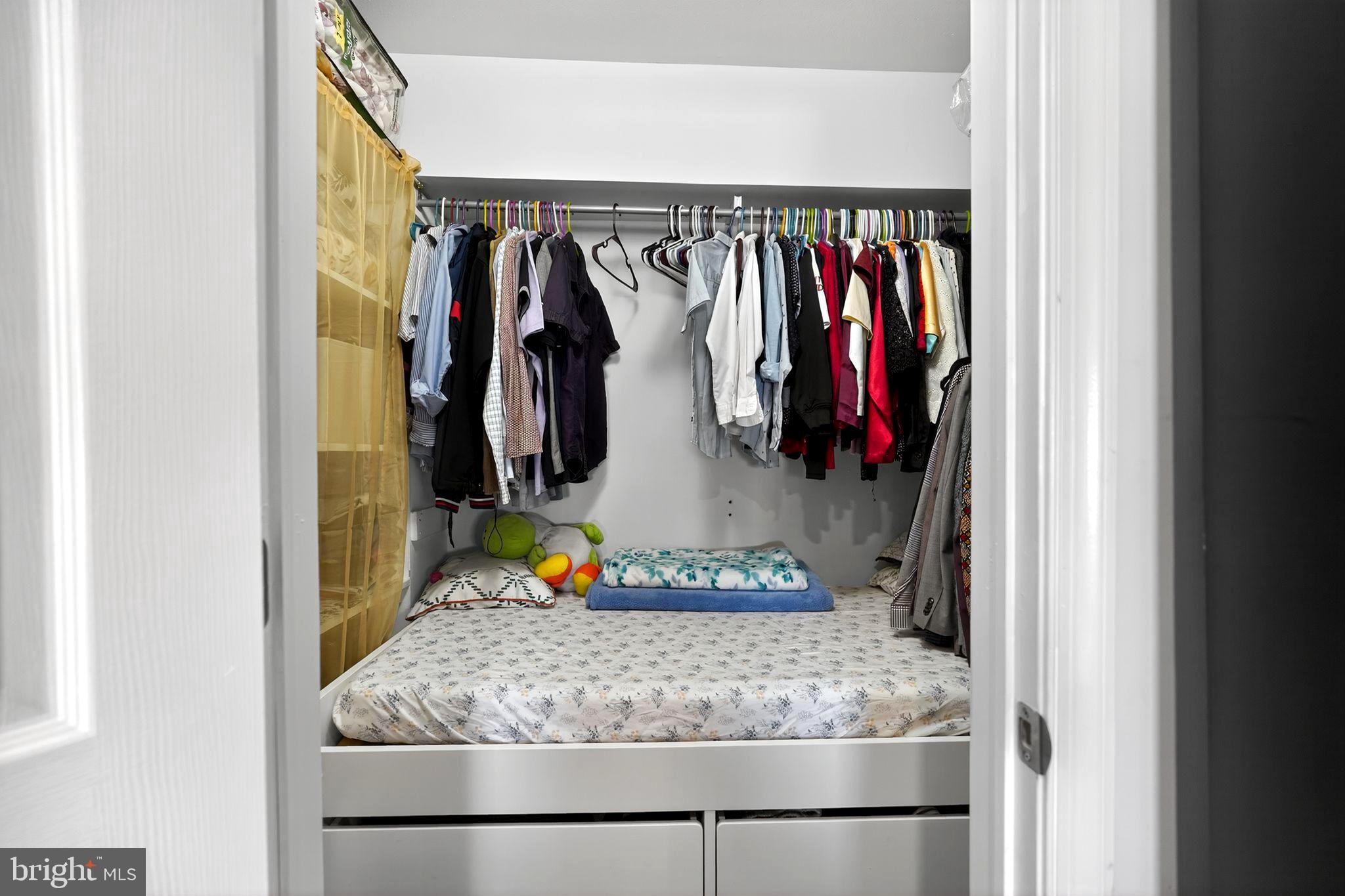 MARCONI PARK EAST - Residential