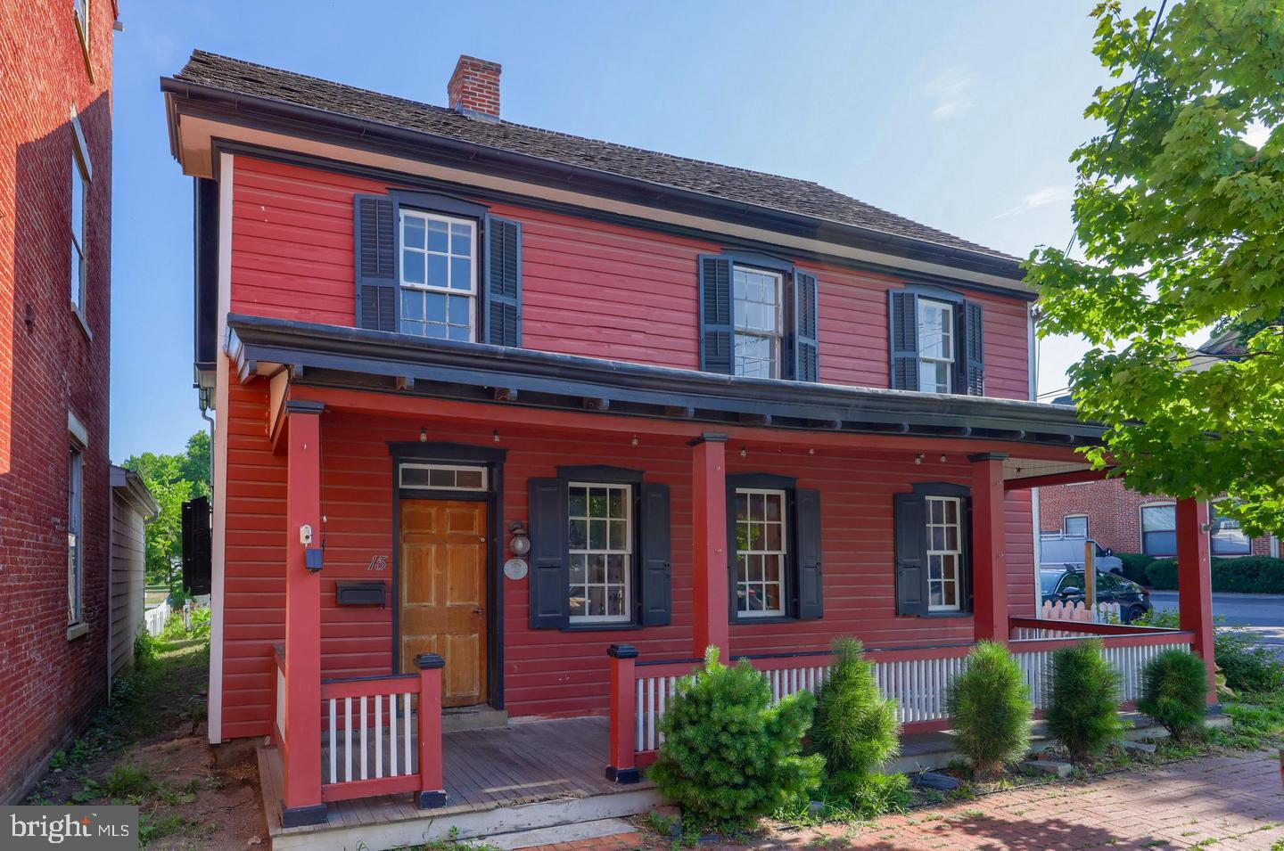 This property will be offered at Public Auction on Tuesday, April 22, 2205 @ 6pm. The listing price is the opening bid only and in no way reflects the final sale price. 10% down due at auction, 2% transfer tax to be paid by the purchaser, real estate taxes prorated. Located in the bustling tourist hub of Strasburg, one of Lancaster County’s top destinations, this 1850s building offers exceptional road frontage and visibility. Zoned for commercial use, the property is ideal for retail, restaurants, or other business ventures. Previously home to Smoke Stack BBQ, the first floor is equipped with a commercial kitchen, an ADA-compliant bathroom, and a dining area. The second floor features a two bedroom, one bathroom apartment with finished living area and a third floor bedroom. Additional amenities include public and private parking, a garage, and an unfinished basement with mechanicals.
Don’t miss this opportunity to establish or expand your business in a prime location!
AUCTIONEER’S NOTE: ABSOLUTE PUBLIC AUCTION – This property will be sold.