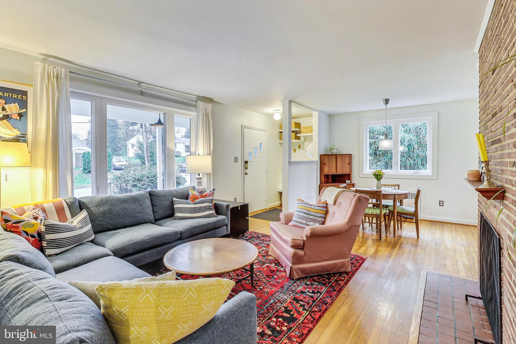 UNIVERSITY HILLS - Residential