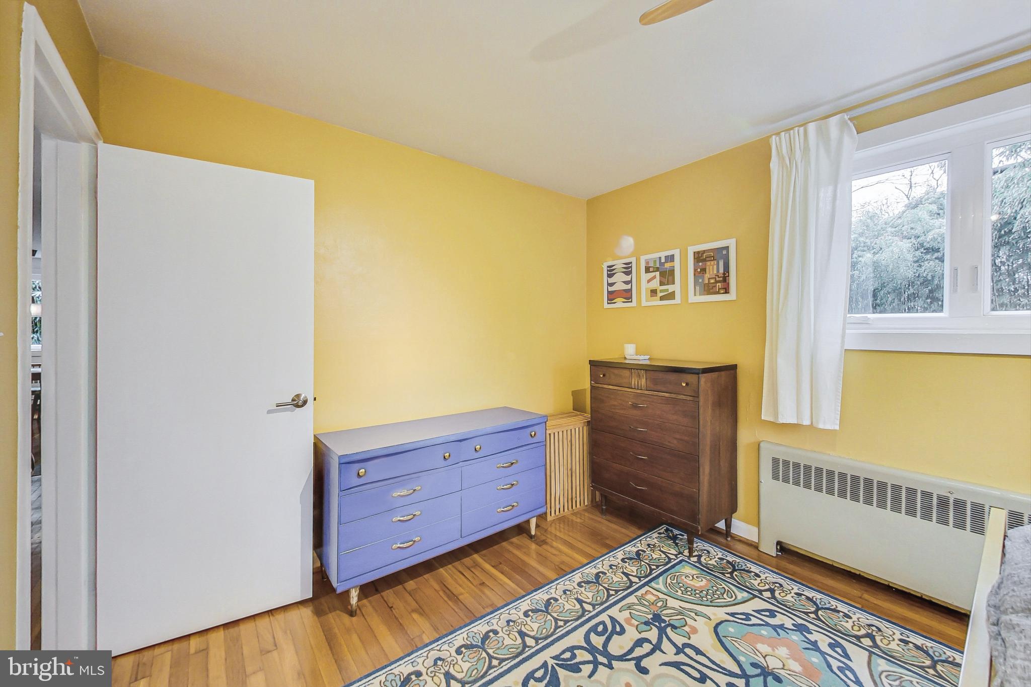 UNIVERSITY HILLS - Residential