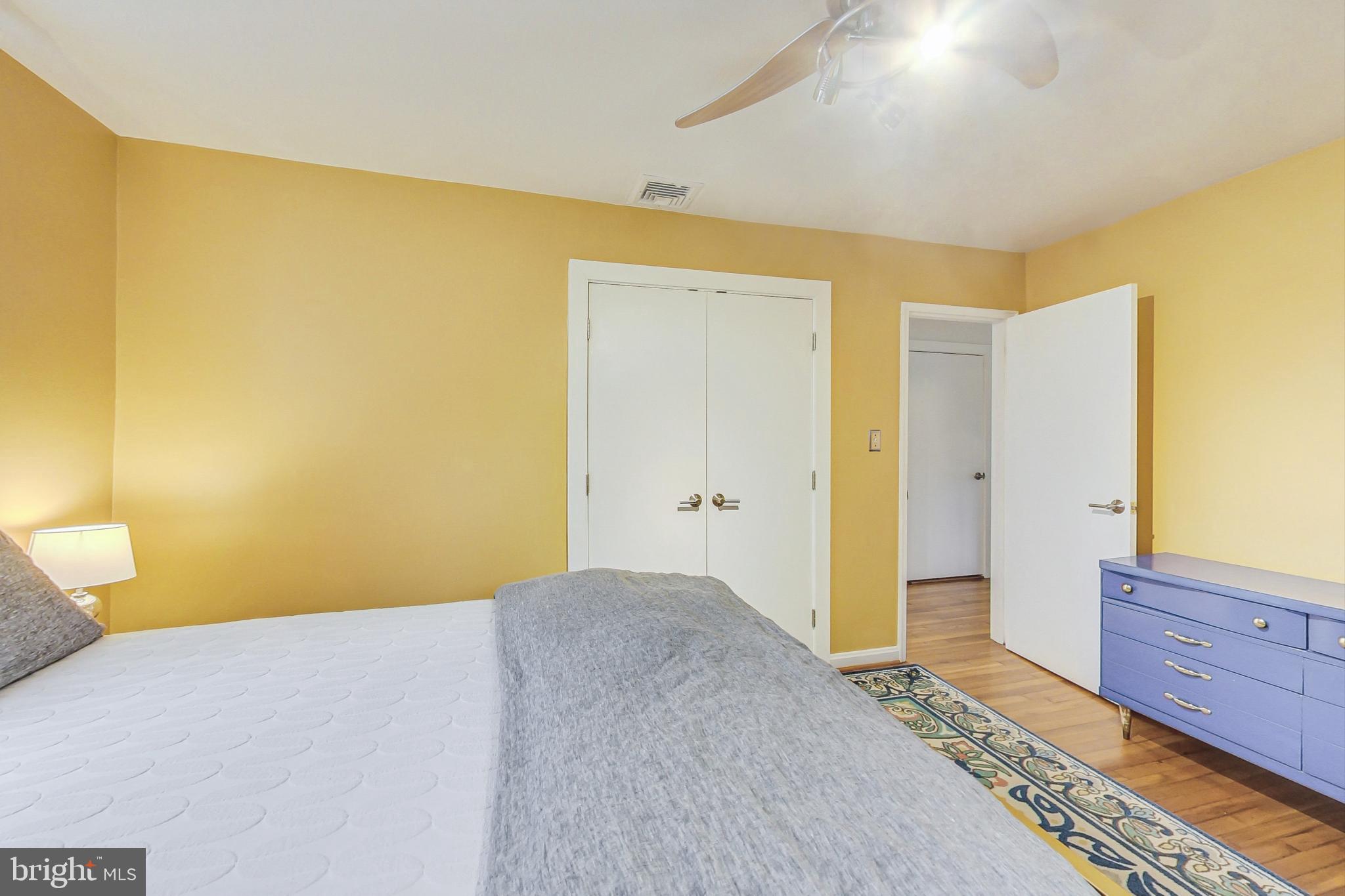 UNIVERSITY HILLS - Residential