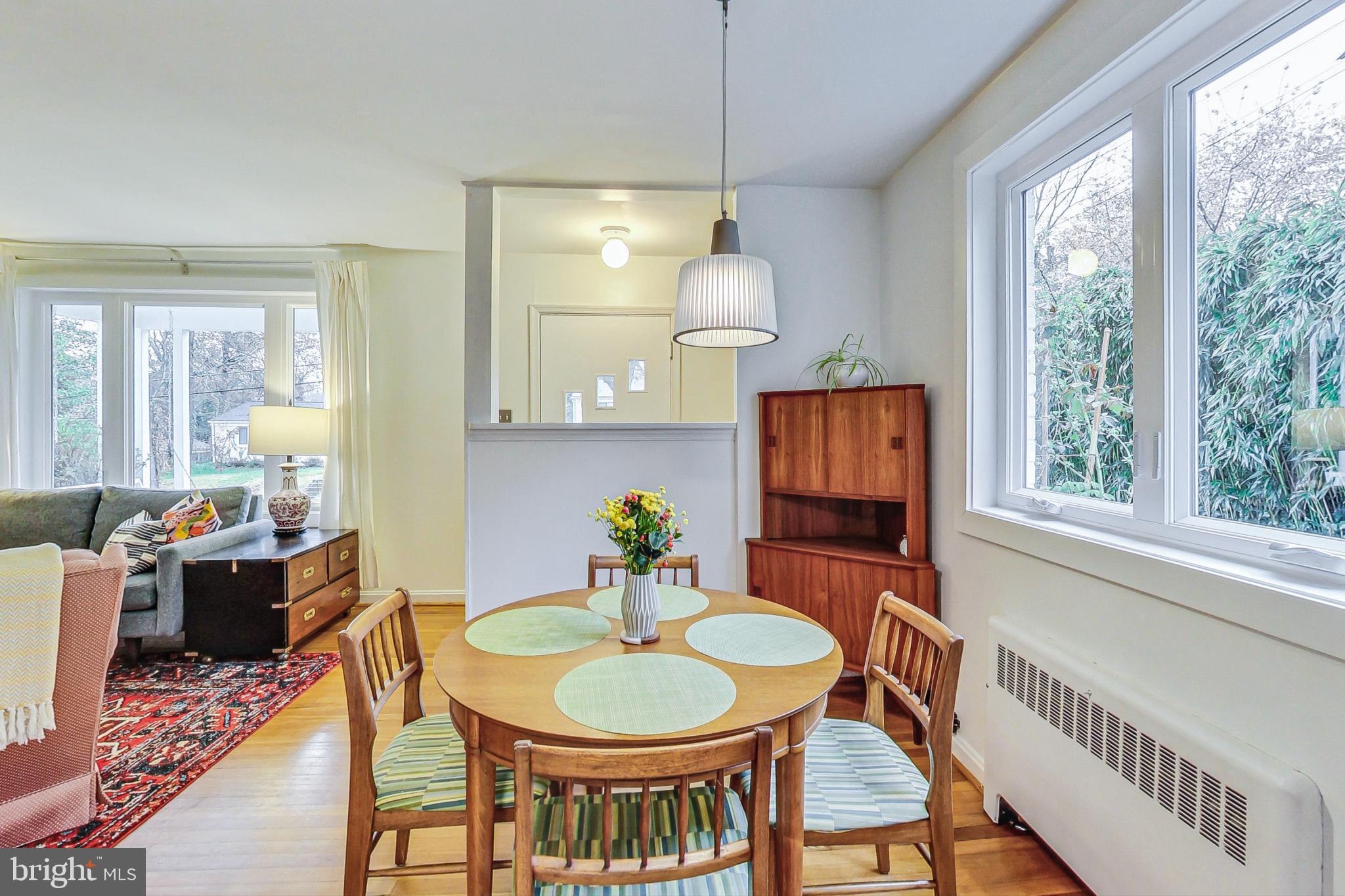 UNIVERSITY HILLS - Residential