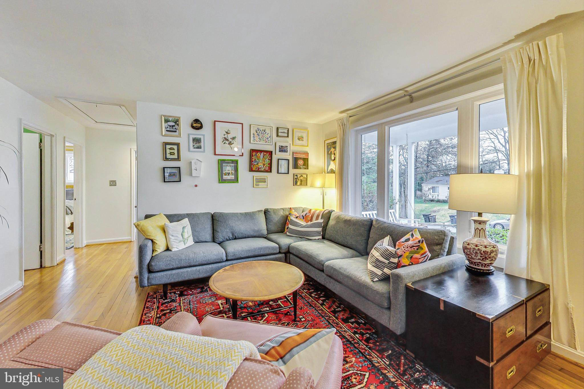 UNIVERSITY HILLS - Residential