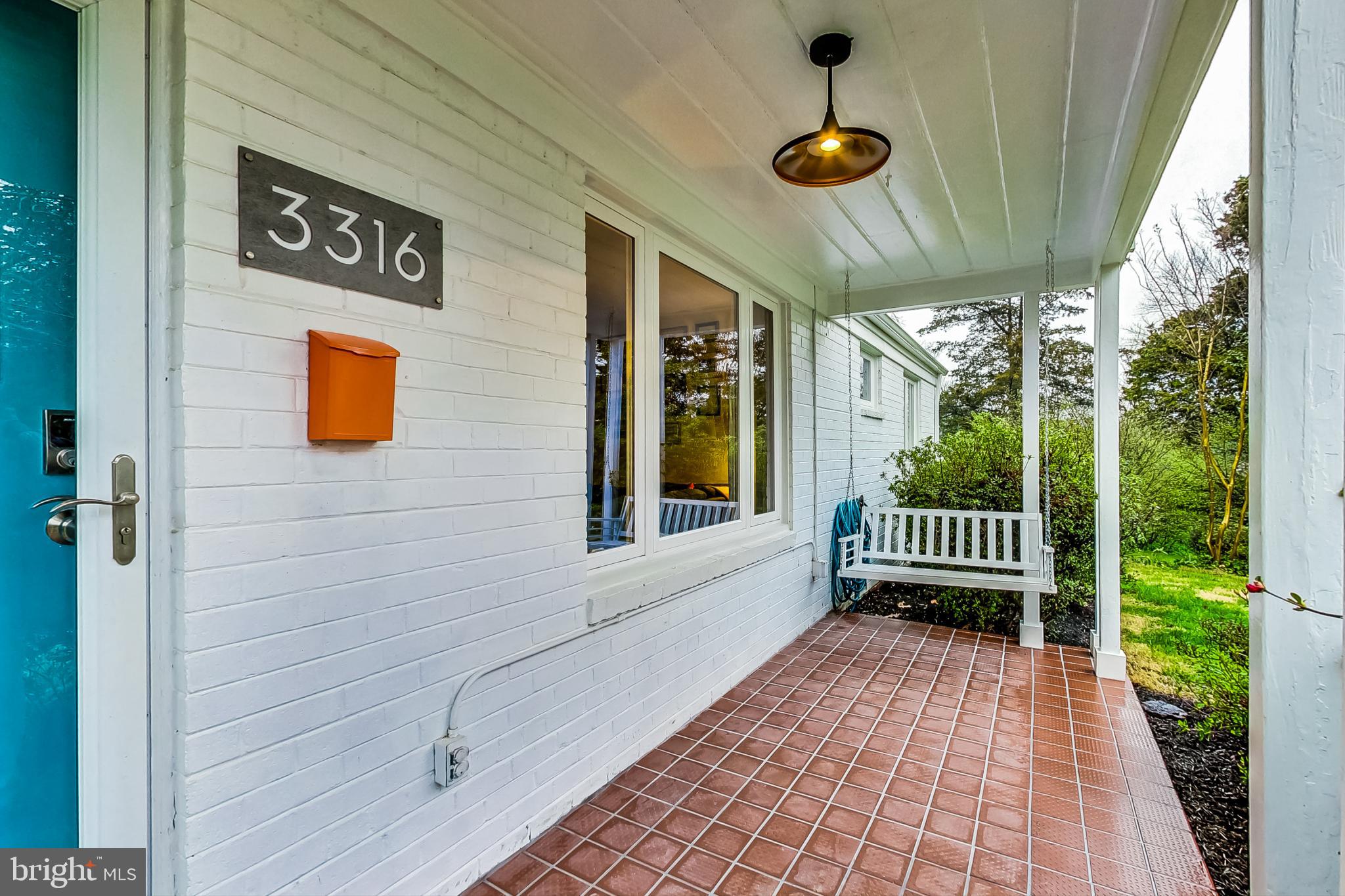 UNIVERSITY HILLS - Residential