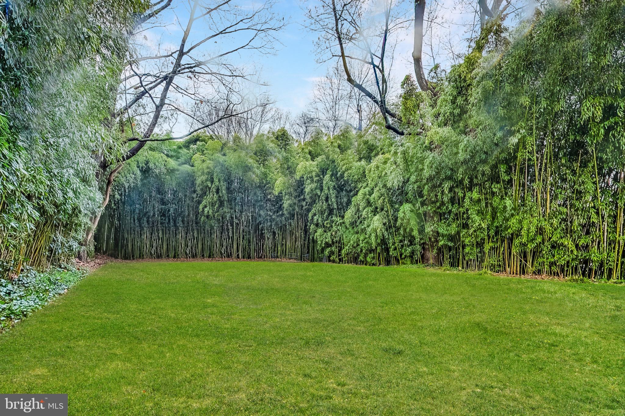 UNIVERSITY HILLS - Residential