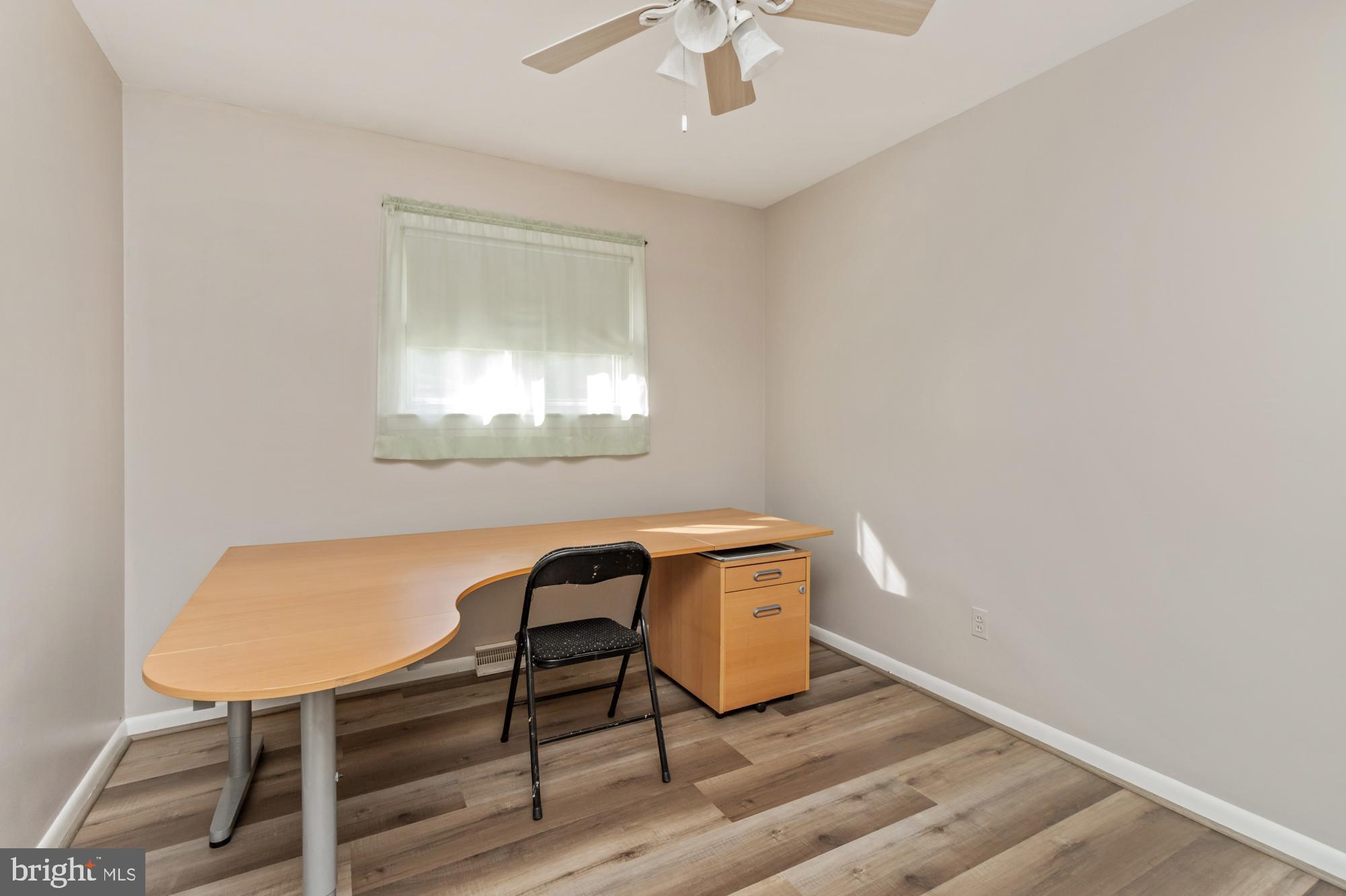 BOWLEYS QUARTERS - Residential