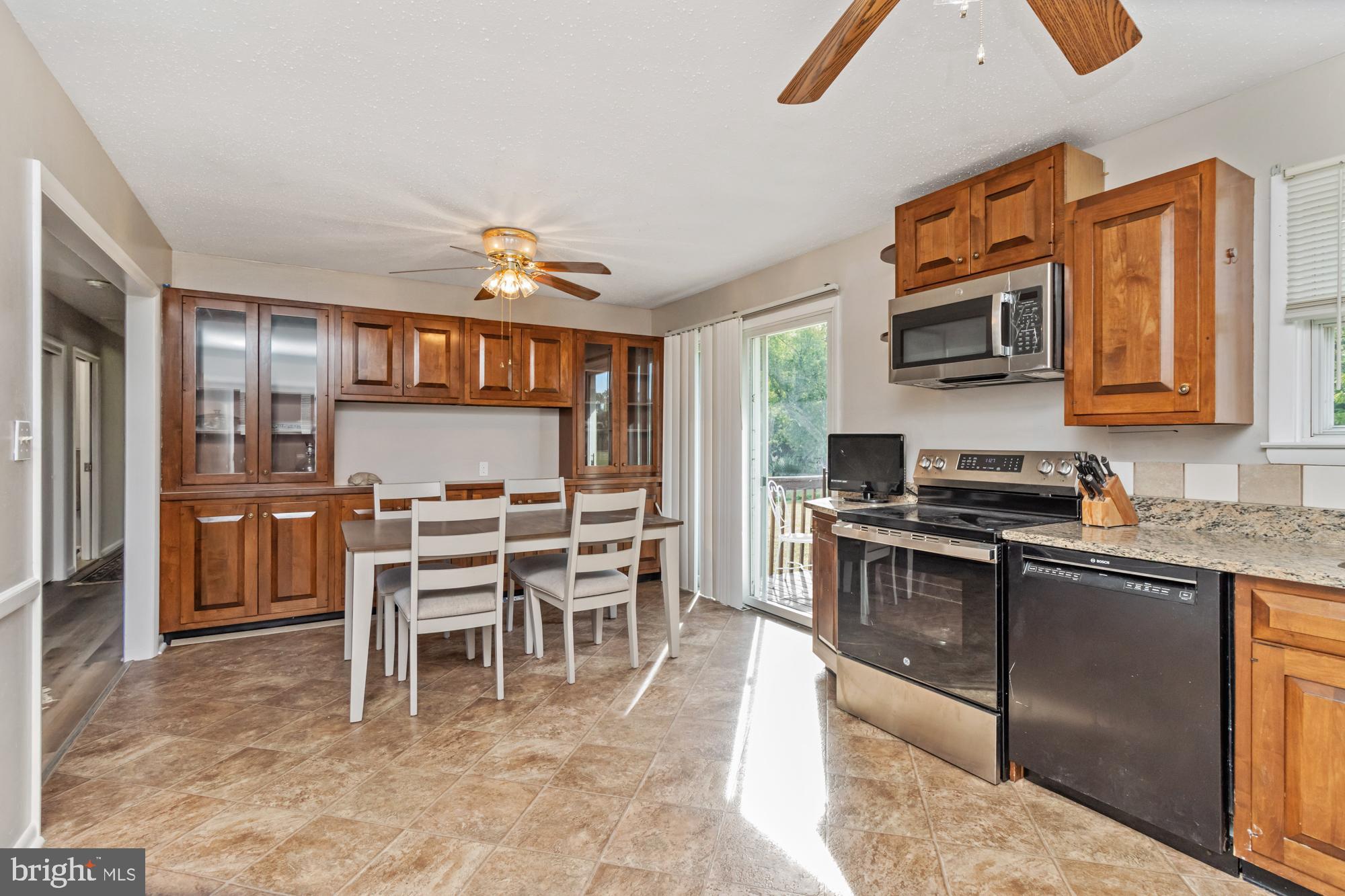 BOWLEYS QUARTERS - Residential