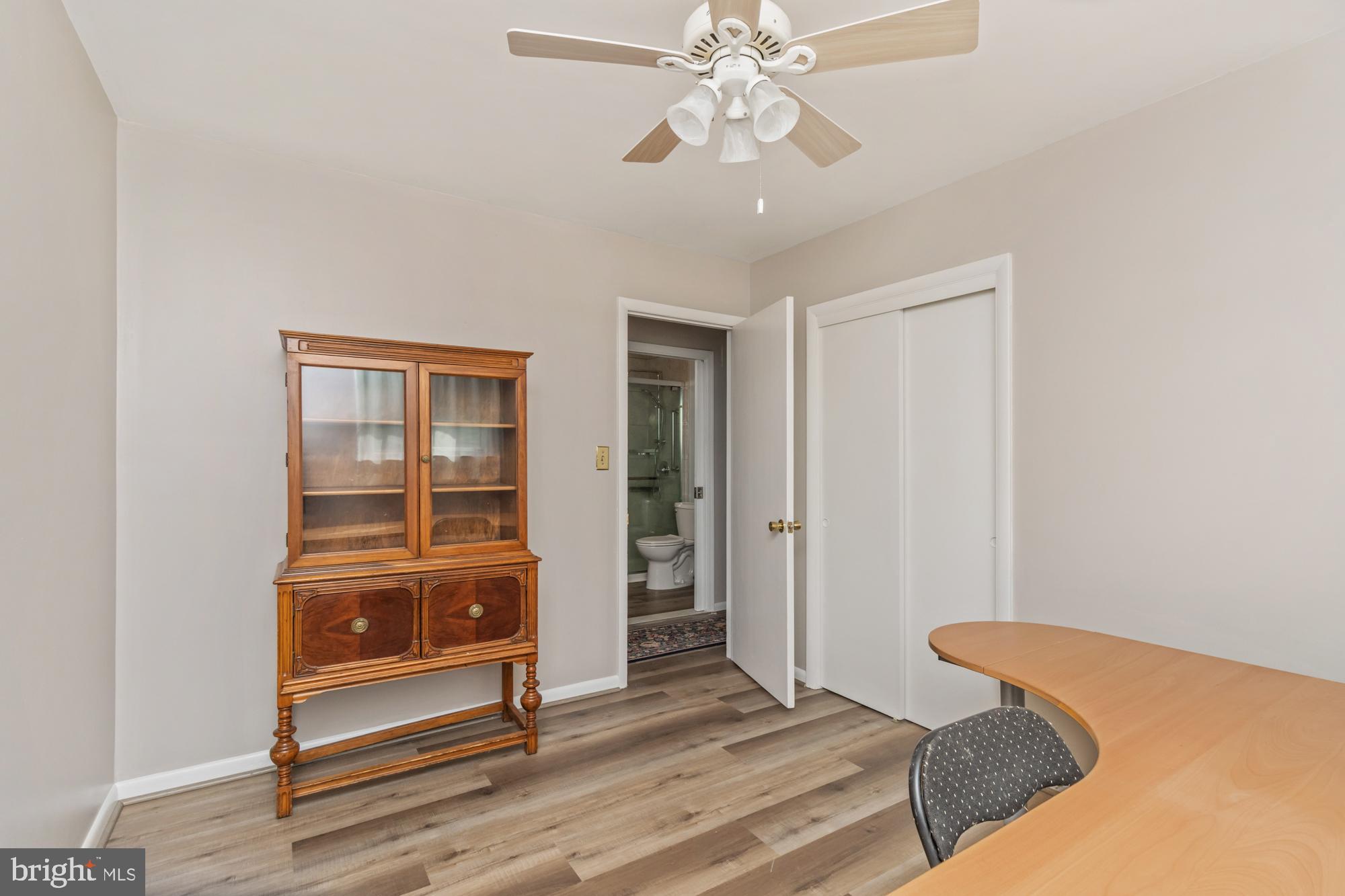 BOWLEYS QUARTERS - Residential