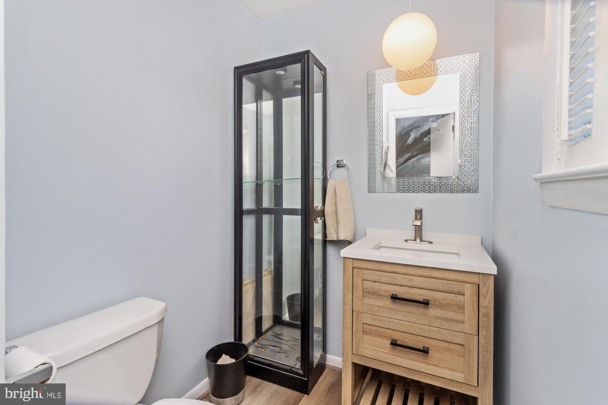 BOWLEYS QUARTERS - Residential