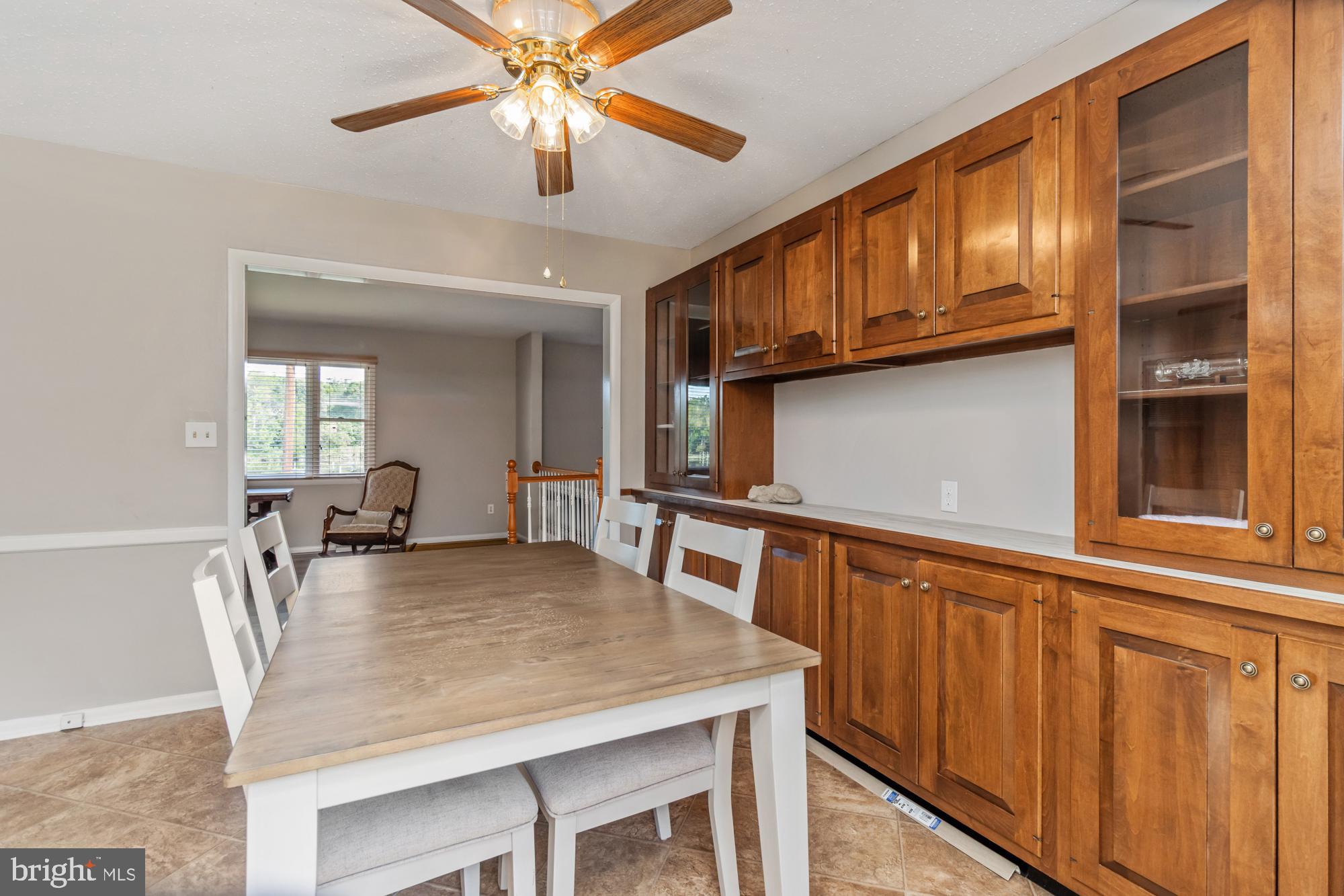 BOWLEYS QUARTERS - Residential