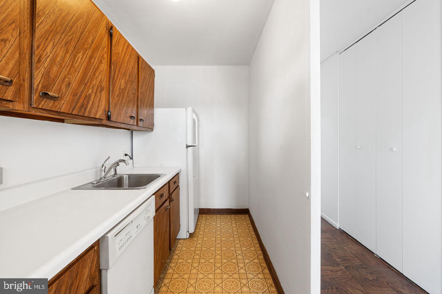 SOCIETY HILL - Residential