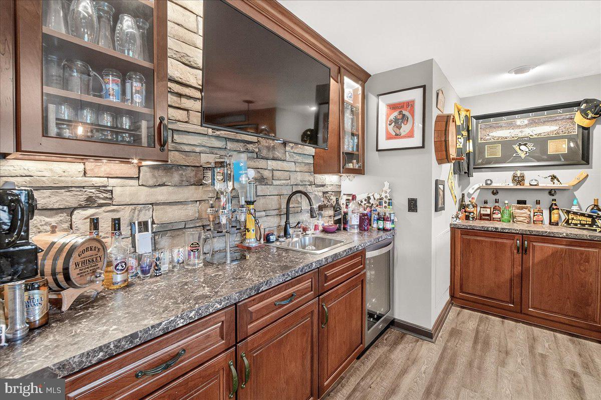 SPRING RIDGE - Residential