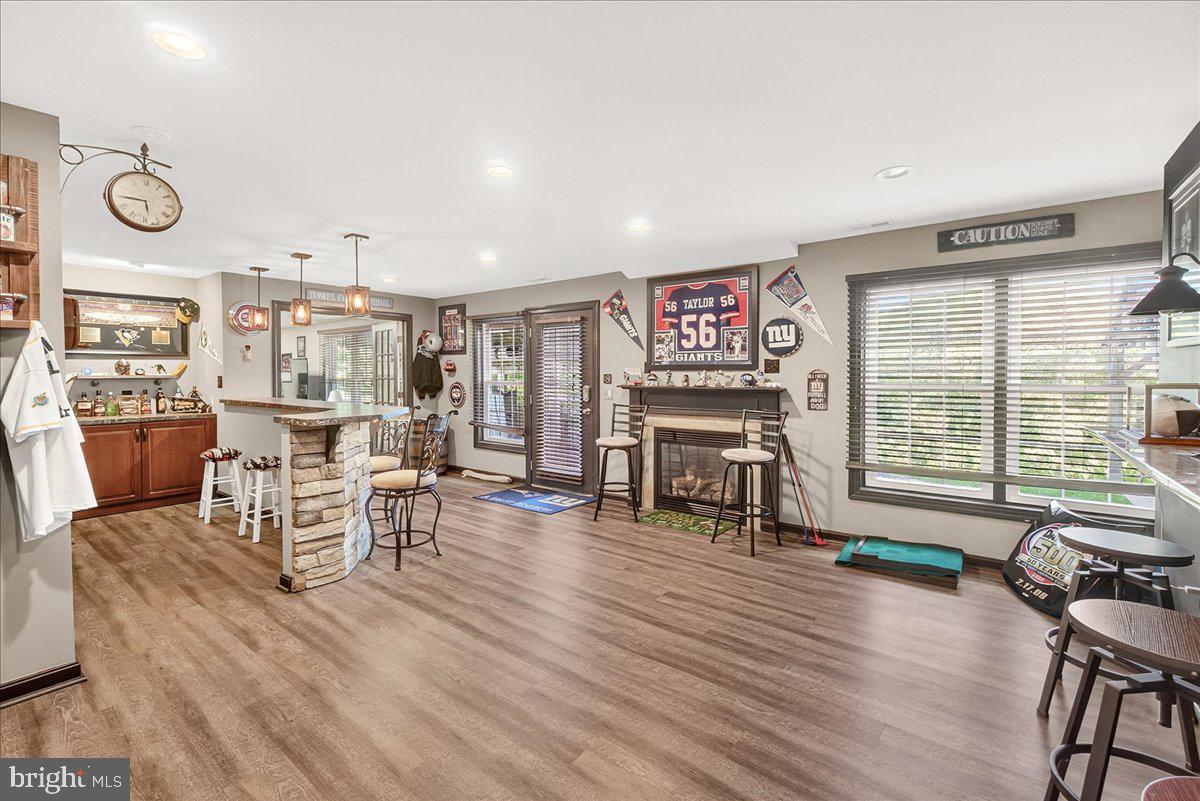 SPRING RIDGE - Residential