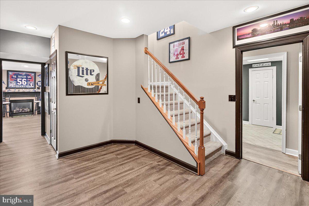 SPRING RIDGE - Residential