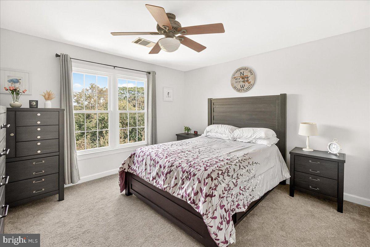 SPRING RIDGE - Residential