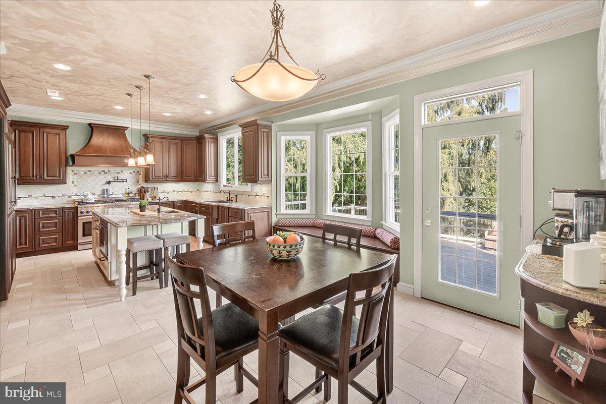 SPRING RIDGE - Residential