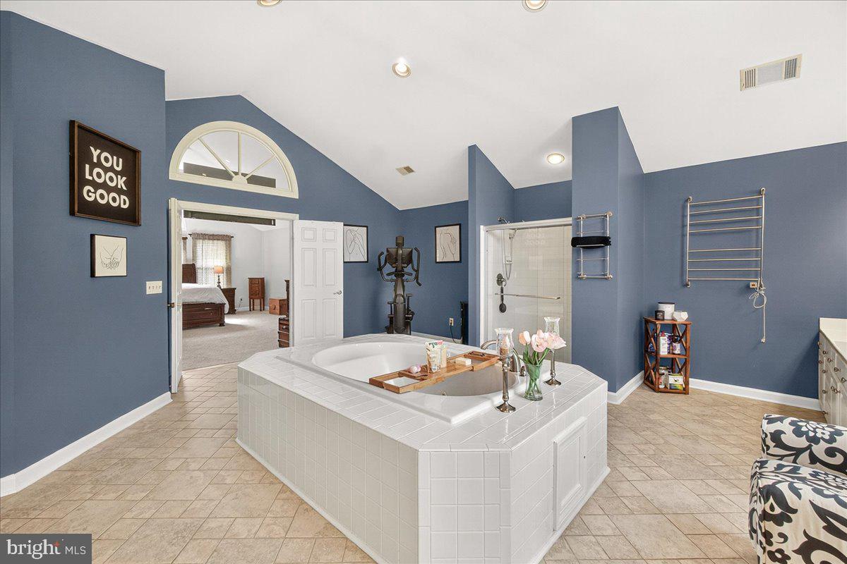 SPRING RIDGE - Residential