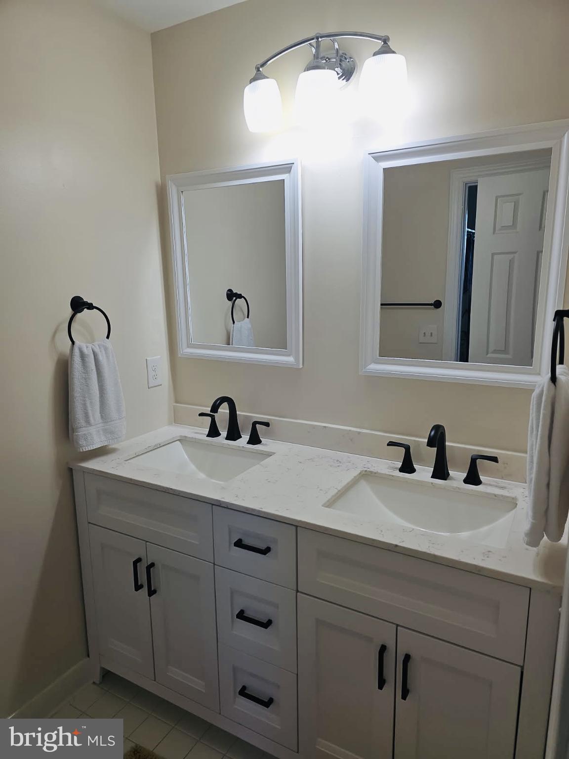 SPRING RIDGE - Residential