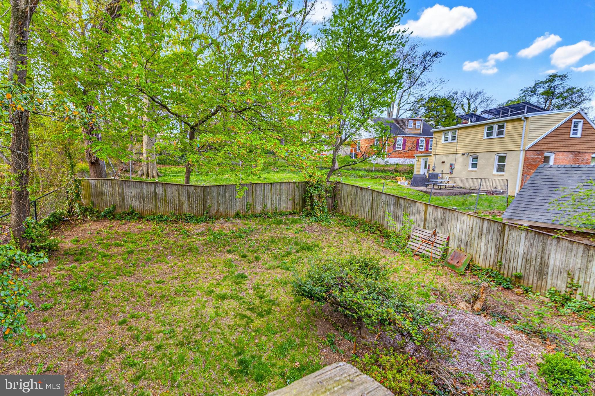 ROCKCREST - Residential