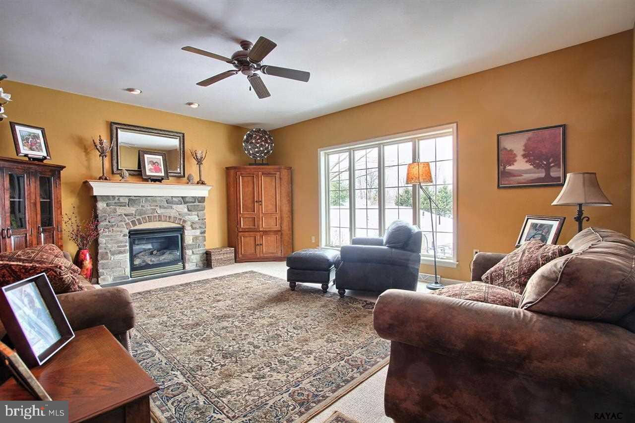 WINDSOR TWP - Residential