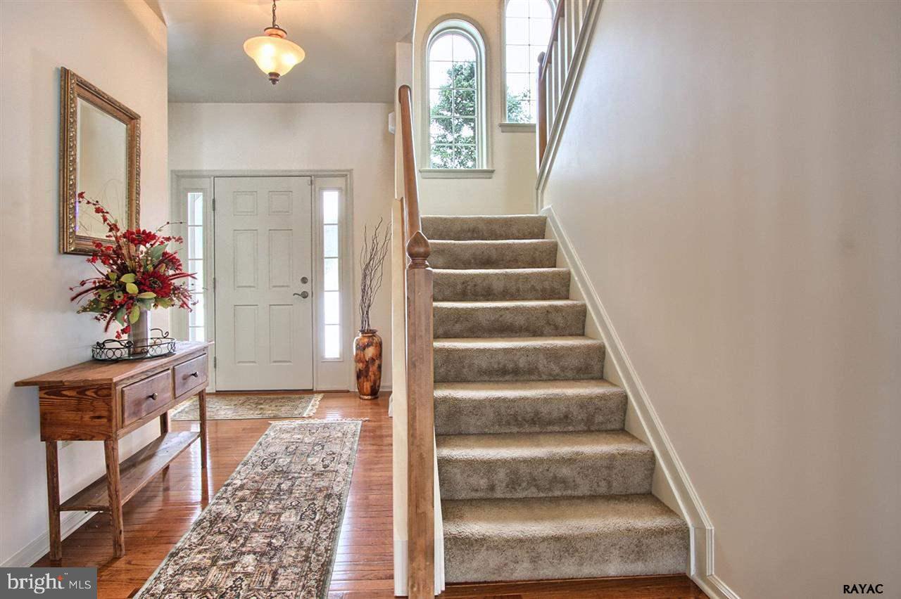 WINDSOR TWP - Residential