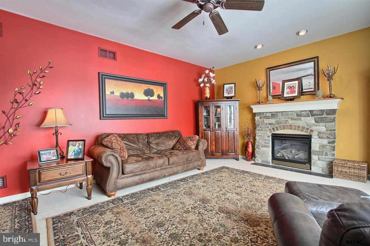 WINDSOR TWP - Residential