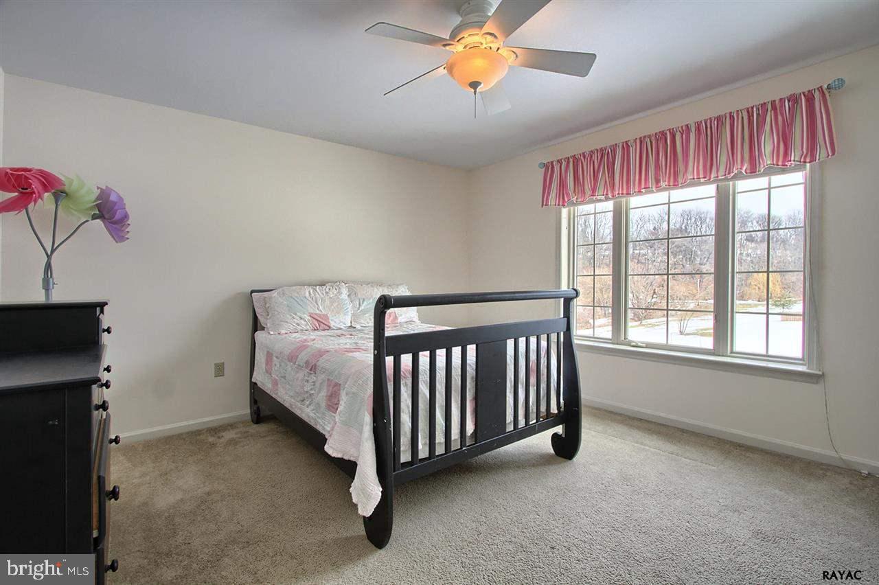 WINDSOR TWP - Residential