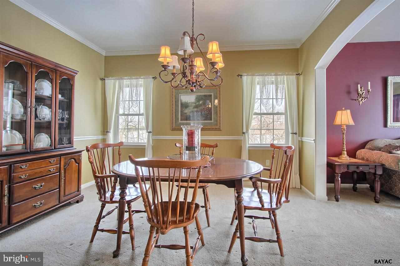 WINDSOR TWP - Residential