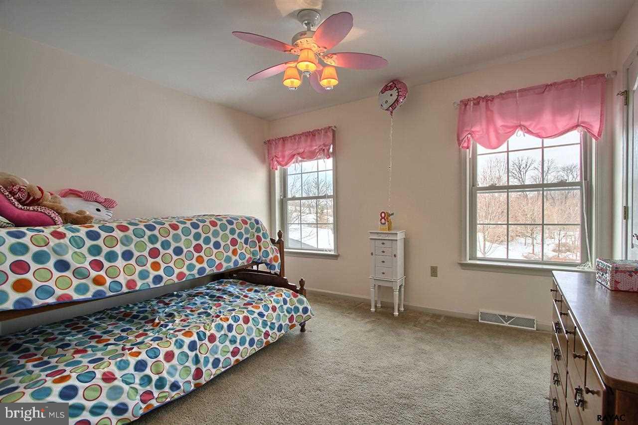 WINDSOR TWP - Residential