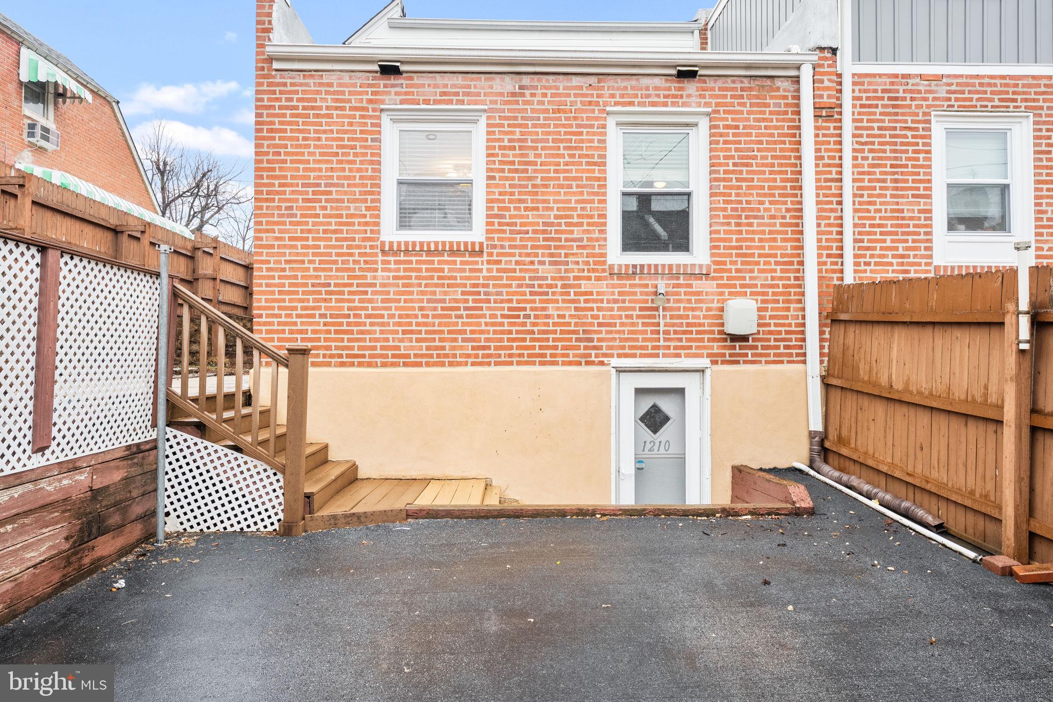 DREXEL PARK GARDEN - Residential