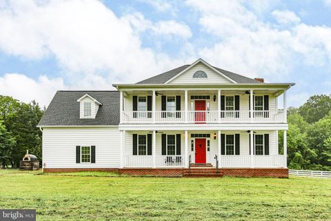 Homes For Rent - 6337 Louisianna Road<br/> LOCUST GROVE, VA 22508