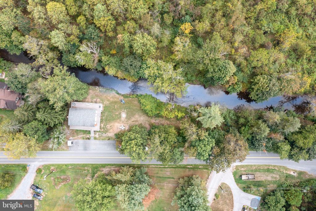 Photo of 1101 Stoney Creek Road, DAUPHIN, PA 17018 (MLS # PADA2049958)