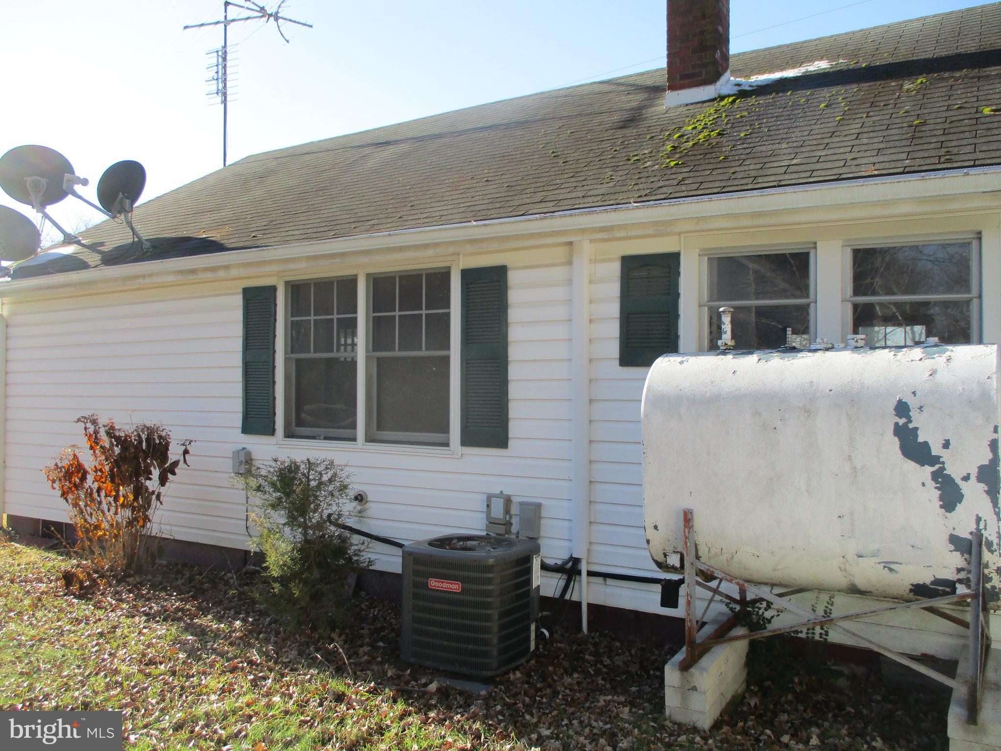 6369 NEAVITT MANOR ROAD